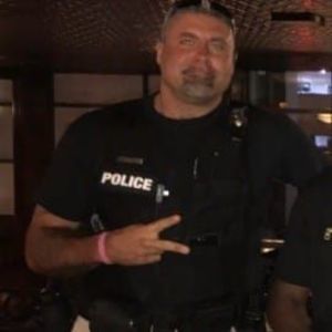 Meet your Posher, Alex